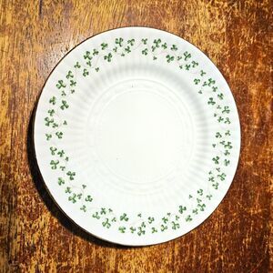 Royal Tara Shamrock Bone China Plate 6" Round White Green Handmade Ireland